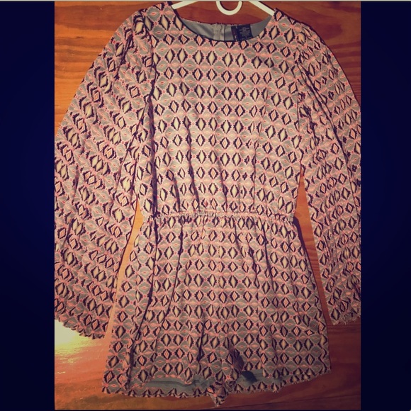 Romper - Picture 1 of 2